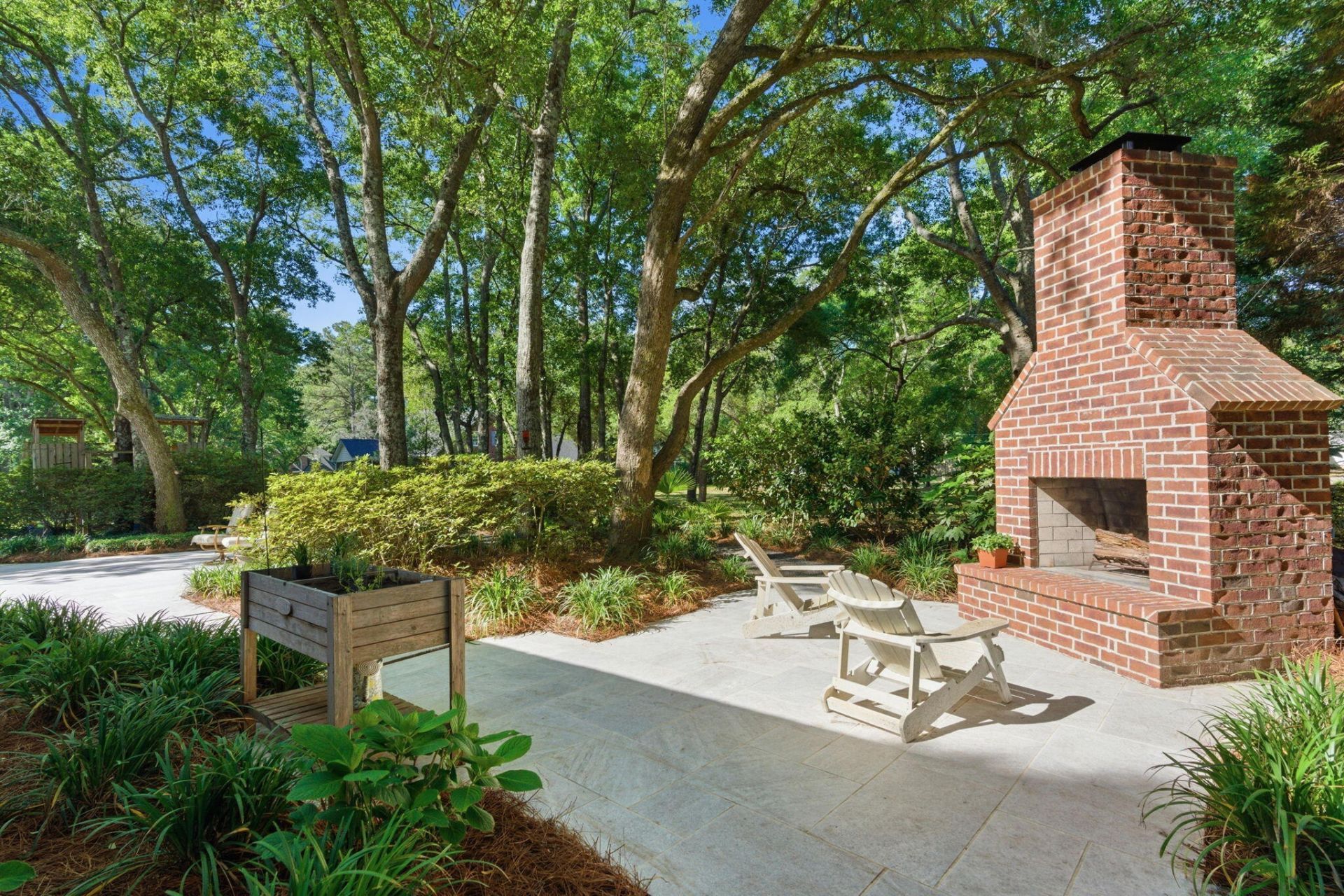 686 Cain Drive Photo 33