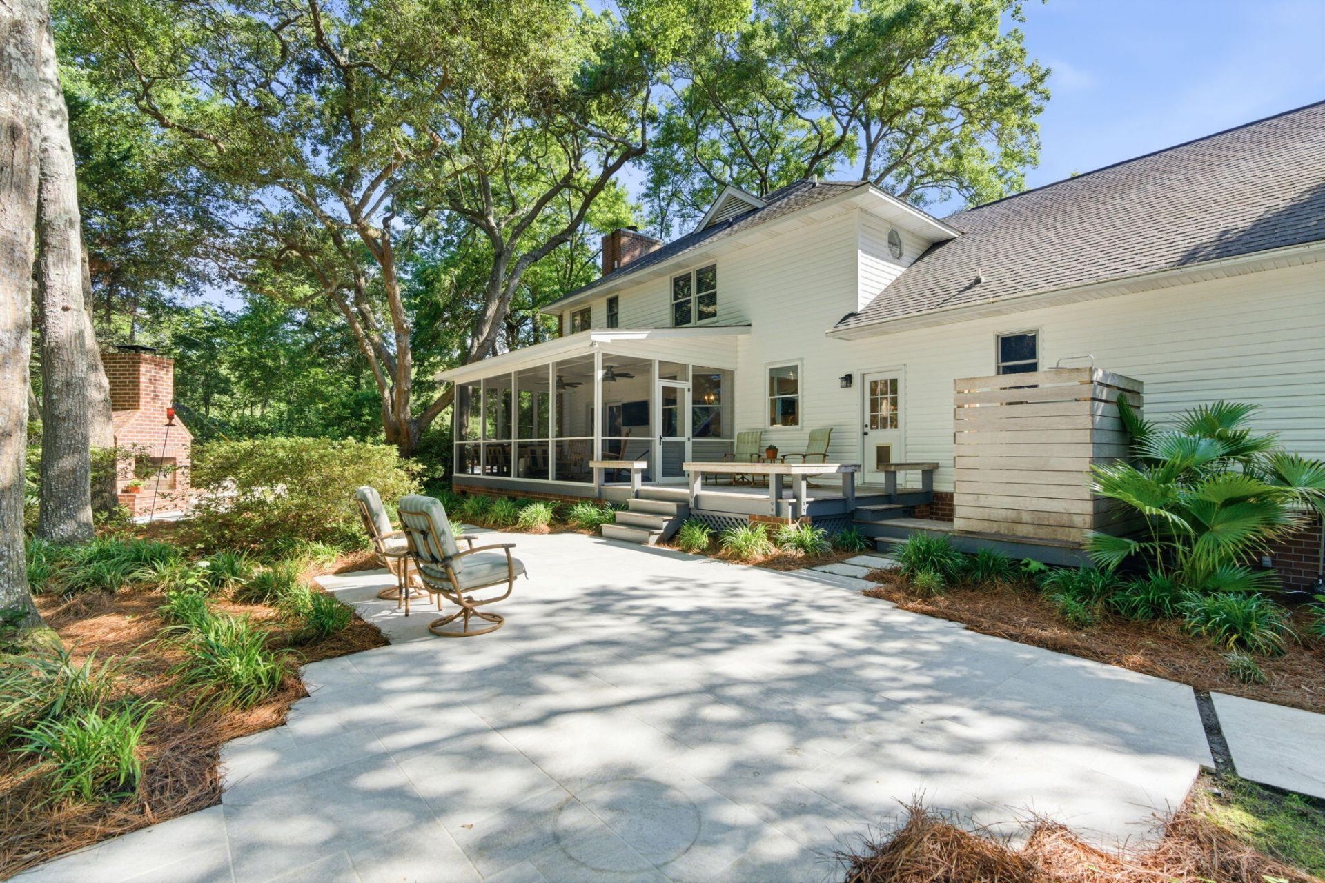 686 Cain Drive Photo 36