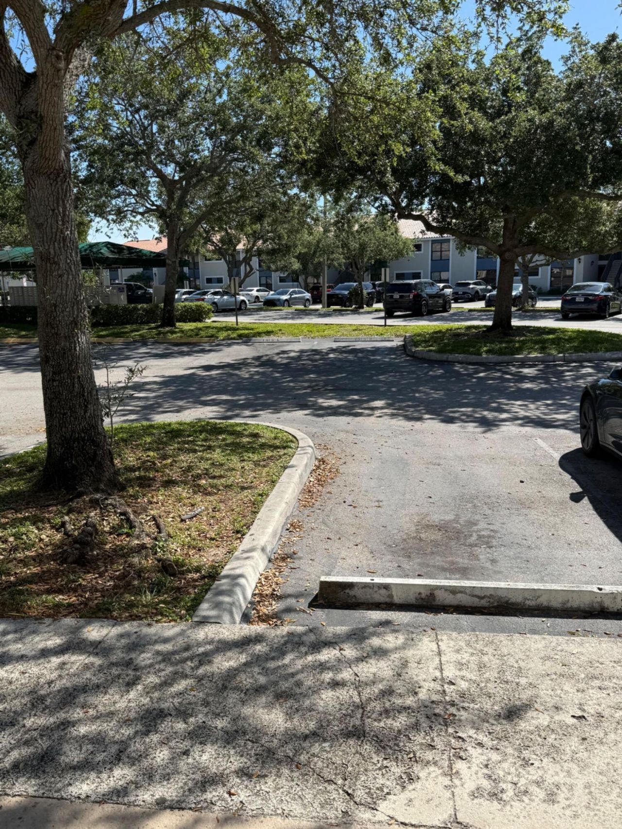 1515 Lake Crystal Drive, Unit B, West Palm Beach, FL 33411 Photo