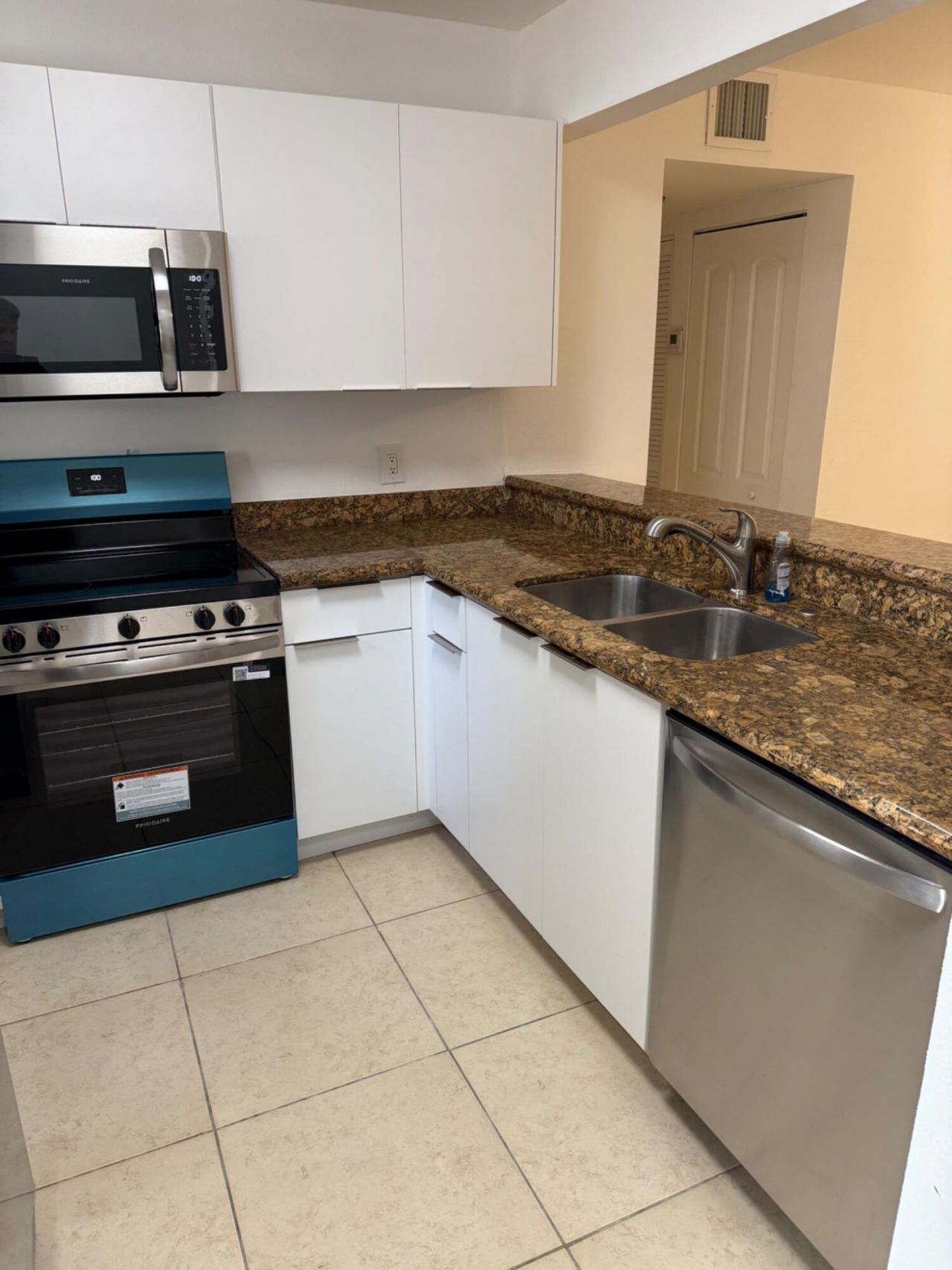 1515 Lake Crystal Drive, Unit B, West Palm Beach, FL 33411 Photo