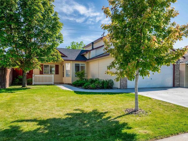 10599 Gossamer Street, Nampa, ID 83687