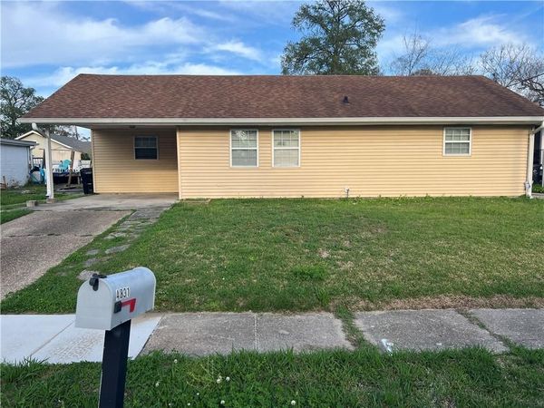 4831 PIETY Drive , New Orleans, LA 70126
