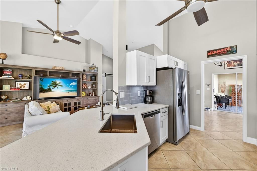 5135 Cobble Creek Ct, Unit 201, Naples, FL 34110 Photo