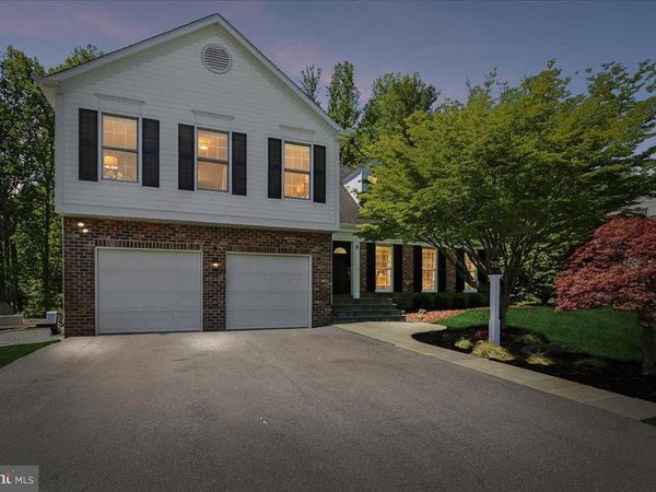 9 KINGS VALLEY COURT, DAMASCUS, MD 20872