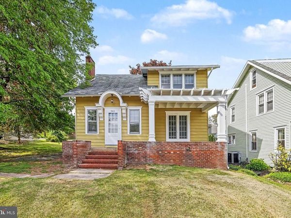 941 STATE STREET, MILLERSBURG, PA 17061