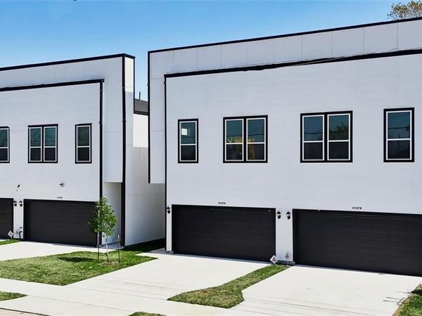 8107 Calhoun Road, Houston, TX 77033
