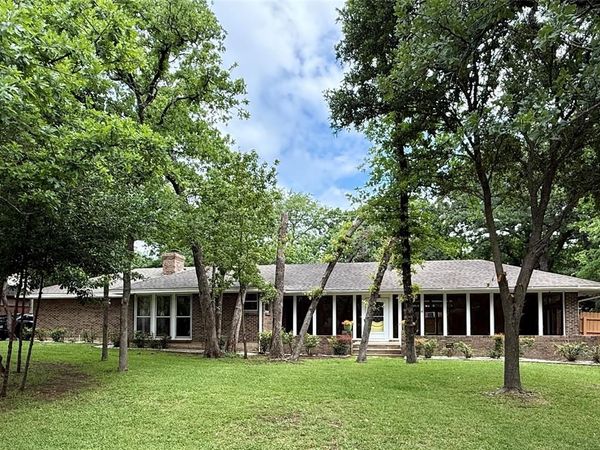 2742 Warwick Way, Grapevine, TX 76051