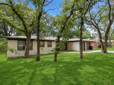 1508 Grantland Circle, Fort Worth, TX 76112