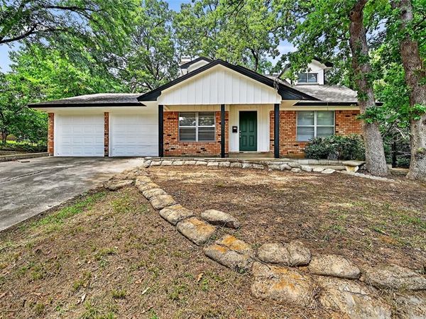 105 E Ford Street , Denison, TX 75021