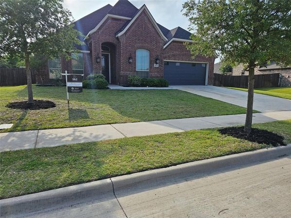1533 Pierce Street, Waxahachie, TX 75165