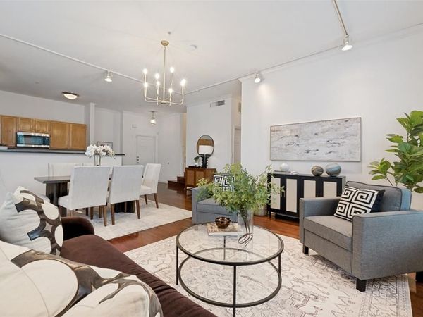 2305 Worthington Street, Unit 216, Dallas, TX 75204