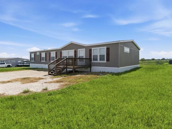 303 Mesa Ridge, Decatur, TX 76234
