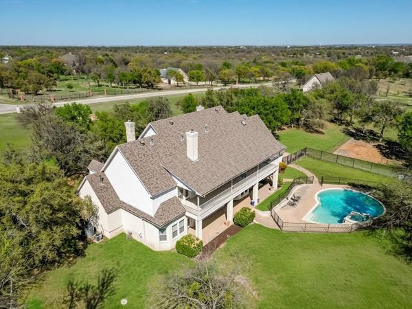 166 E Rio Ridge, Azle, TX 76020