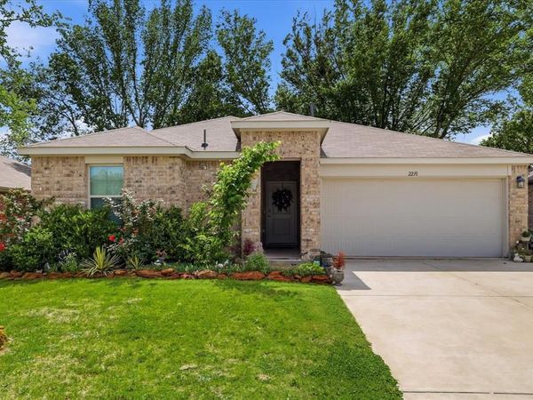 2210 Alamo Road, Sherman, TX 75090