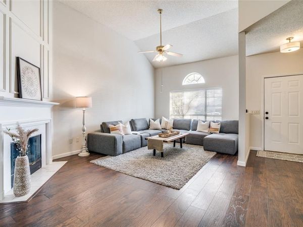 2833 Clearmeadow Drive, Mesquite, TX 75181