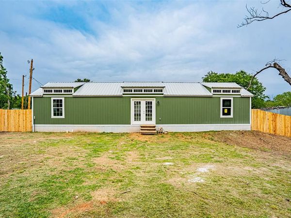 329 Vine Street, Dublin, TX 76446
