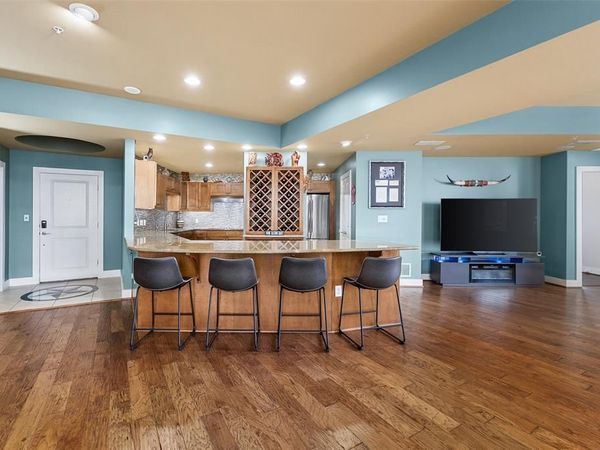 411 W 7th Street, Unit 806, Fort Worth, TX 76102