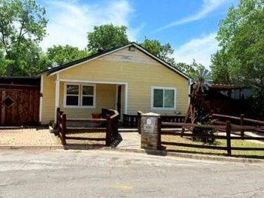 3028 Carnation Avenue , Fort Worth, TX 76111