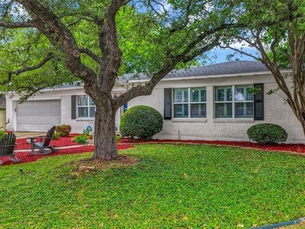 6820 Cumberland Road, Fort Worth, TX 76116