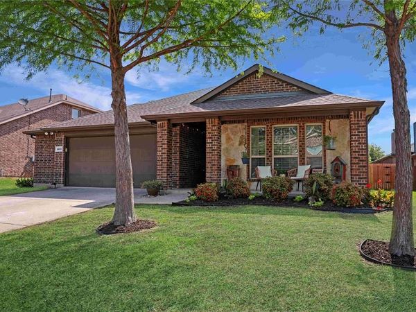 1521 Hanover Lane, Van Alstyne, TX 75495