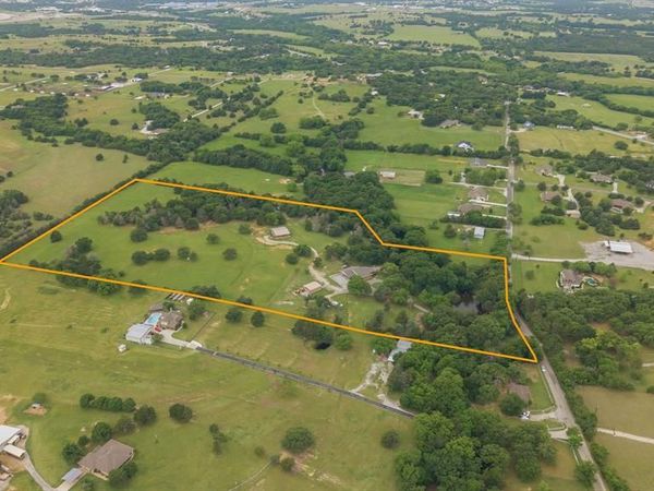 2403 County Road 2224, Decatur, TX 76234