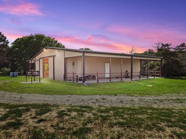 2403 County Road 2224 , Decatur, TX 76234