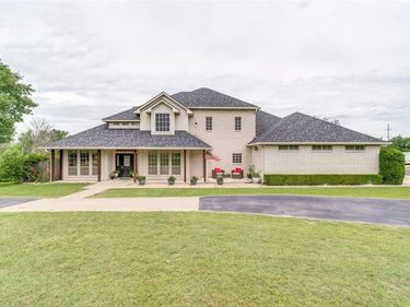 408 Yuchi Court, Fort Worth, TX 76108