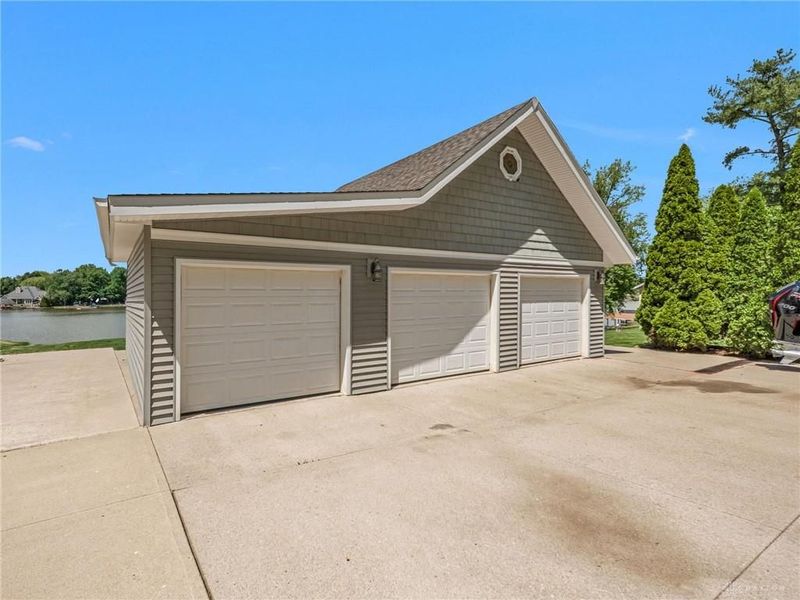 4526 Navajo Trail, Jamestown, OH 45335 Photo 23