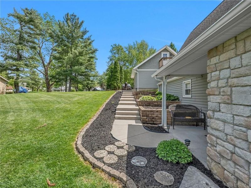 4526 Navajo Trail, Jamestown, OH 45335 Photo 45