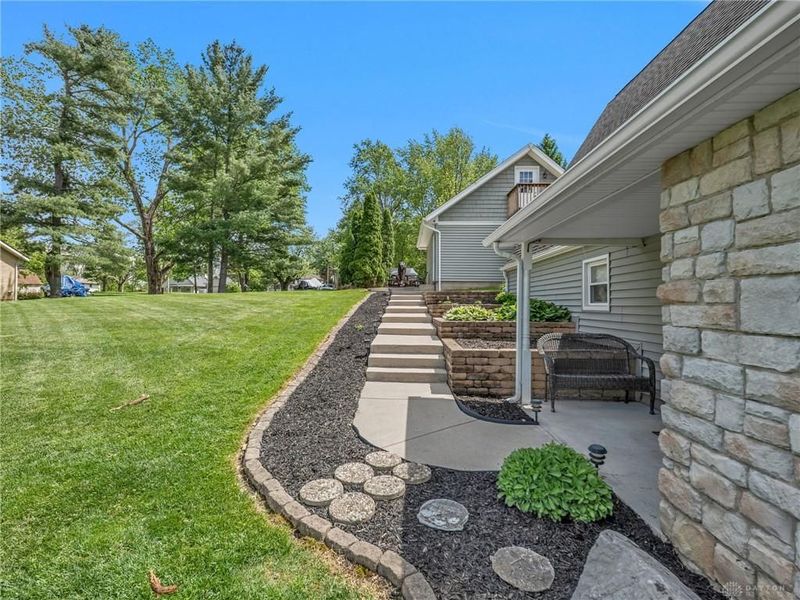 4526 Navajo Trail, Jamestown, OH 45335 Photo 46