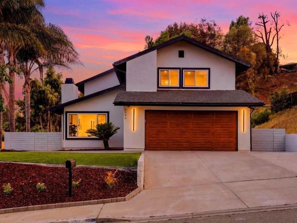 2640 Chestnut Avenue, Carlsbad, CA 92010