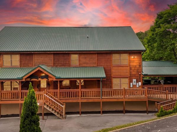 1935 Blackthorn Tr , Sevierville, TN 37876
