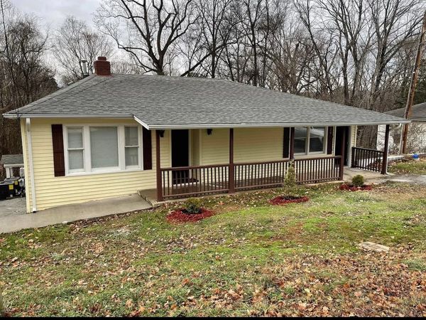 428 Shelby St , Clarksville, TN 37042