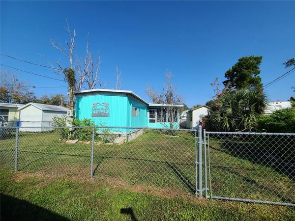 5418 CIRCLE DRIVE , WEEKI WACHEE, FL 34607