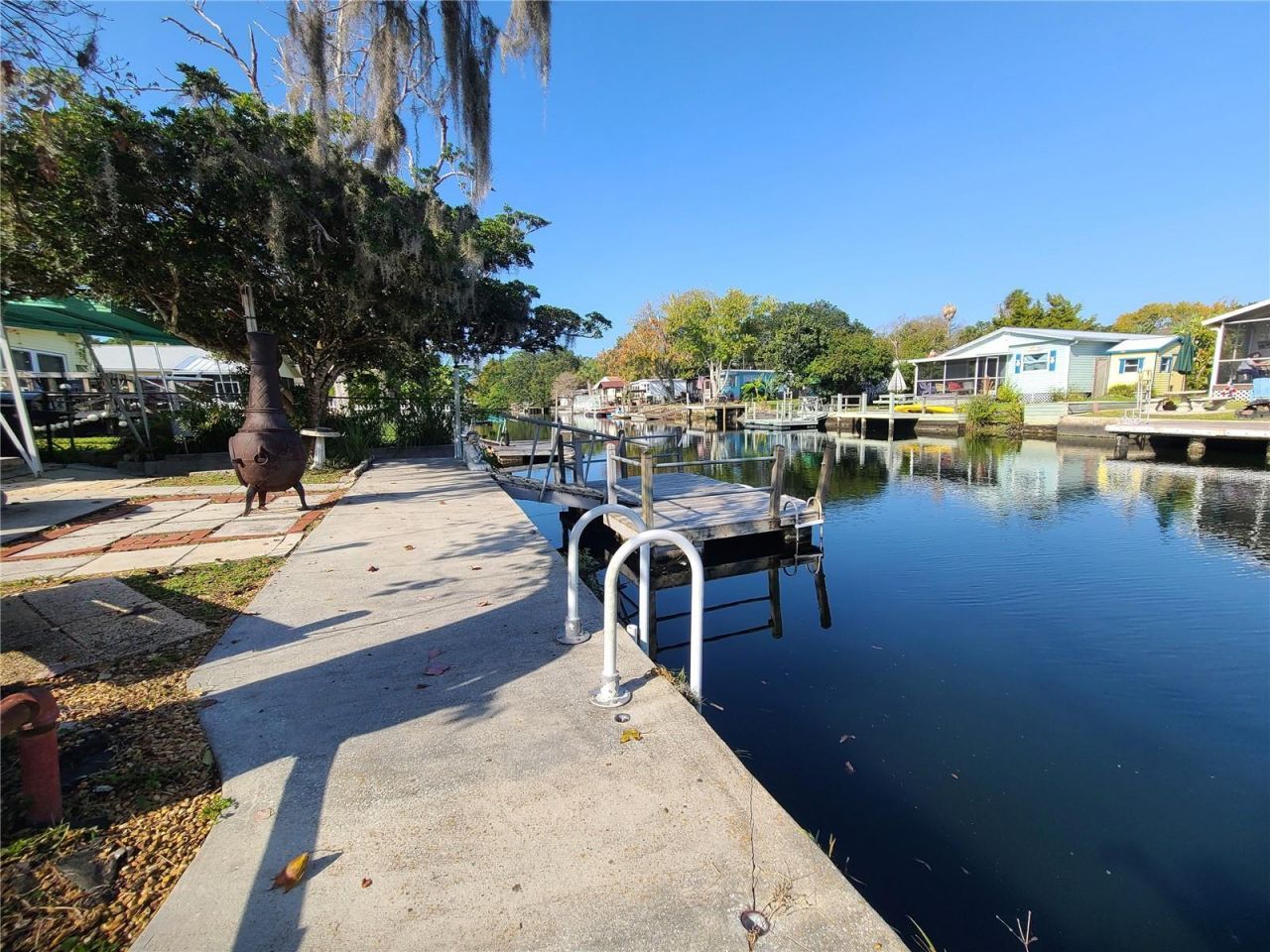 5418 Circle Drive , Weeki Wachee, FL 34607 Photo