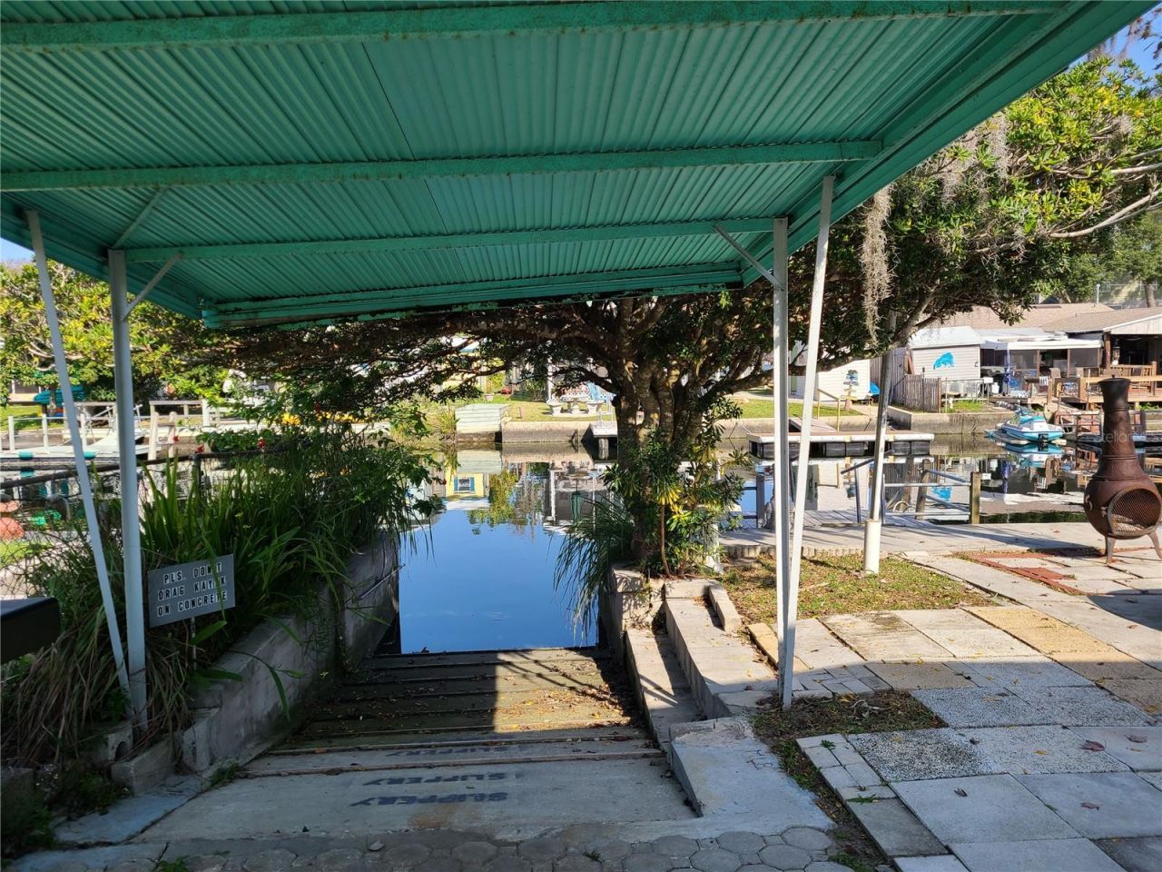 5418 Circle Drive , Weeki Wachee, FL 34607 Photo