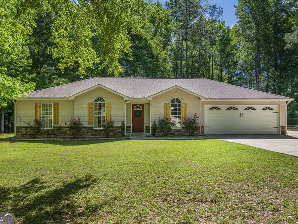 1389 Douglas Drive, Ellerslie, GA 31807