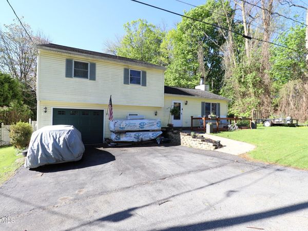 13 Arlington Street, Glens Falls, NY 12801