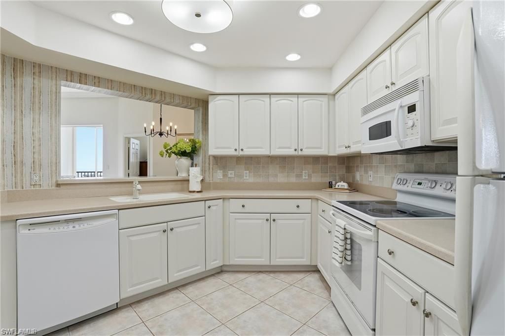 4183 Bay Beach Ln, Unit 3P1, Fort Myers Beach, FL 33931 Photo