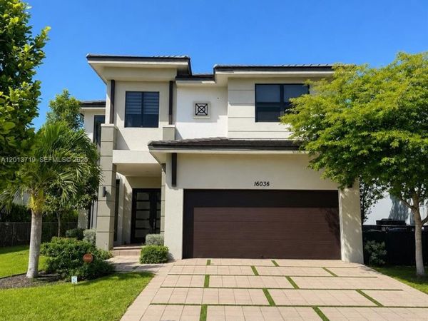 16036 NW 89th Ct , Miami Lakes, FL 33018