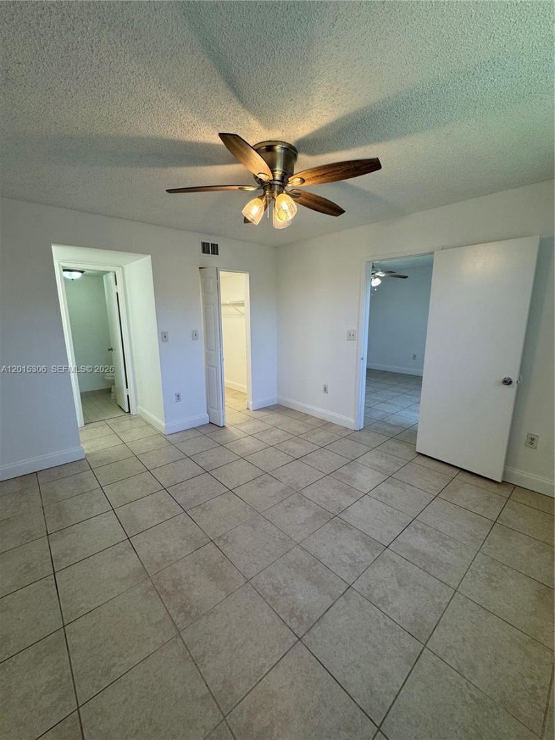 9893 Nob Hill Ln , Unit 9893, Sunrise, FL 33351 Photo