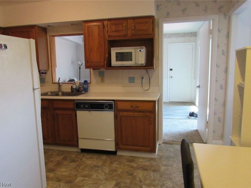 7 Meadowlawn Drive, Unit 19, Mentor, OH 44060 Photo 5