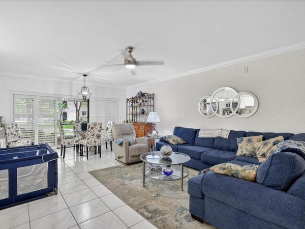 6328 W Longboat Ln Lane W, Unit 101, Boca Raton, FL 33433