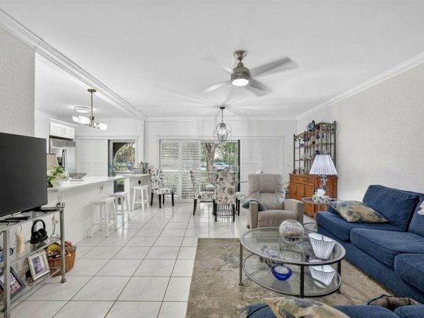 6328 W Longboat Ln Lane W, Unit 101, Boca Raton, FL 33433