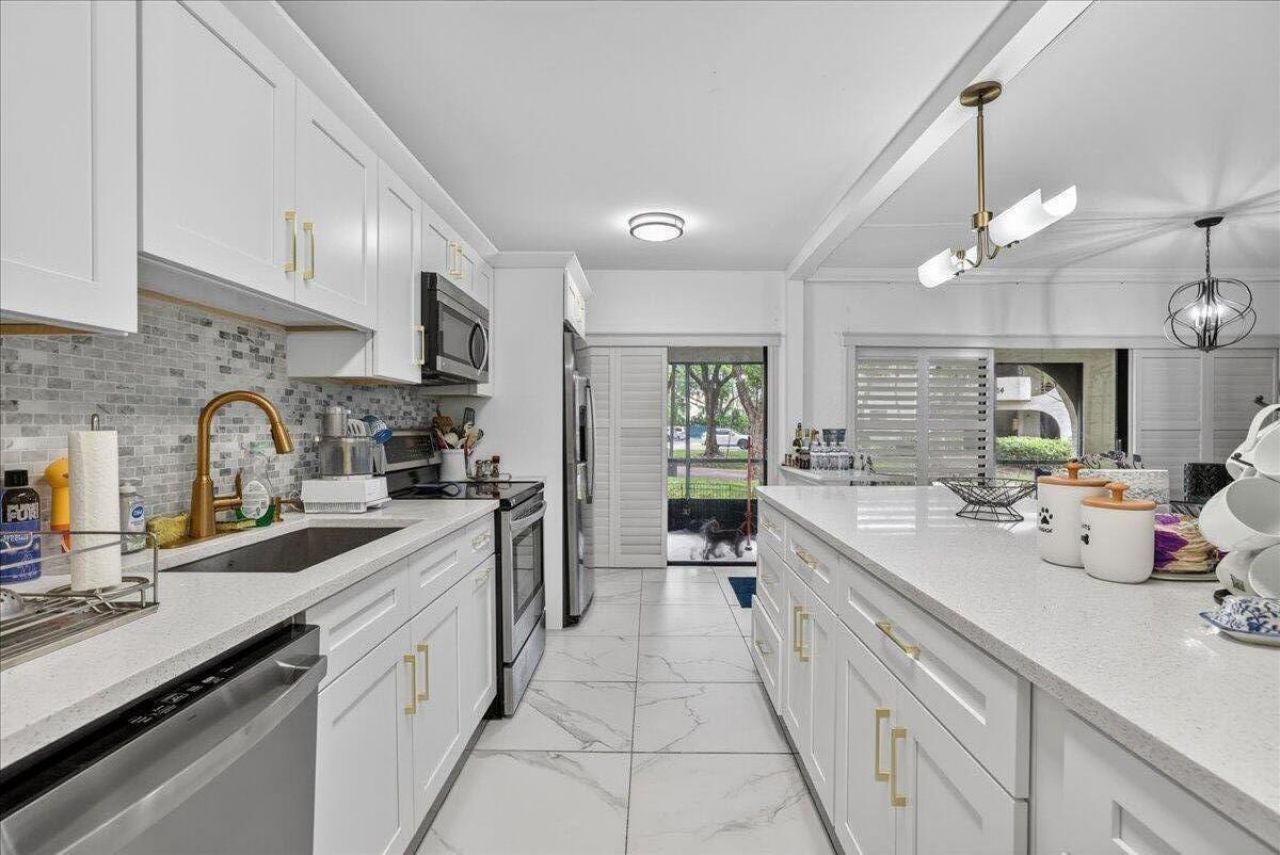 6328 W Longboat Ln Lane W, Unit 101, Boca Raton, FL 33433 Photo