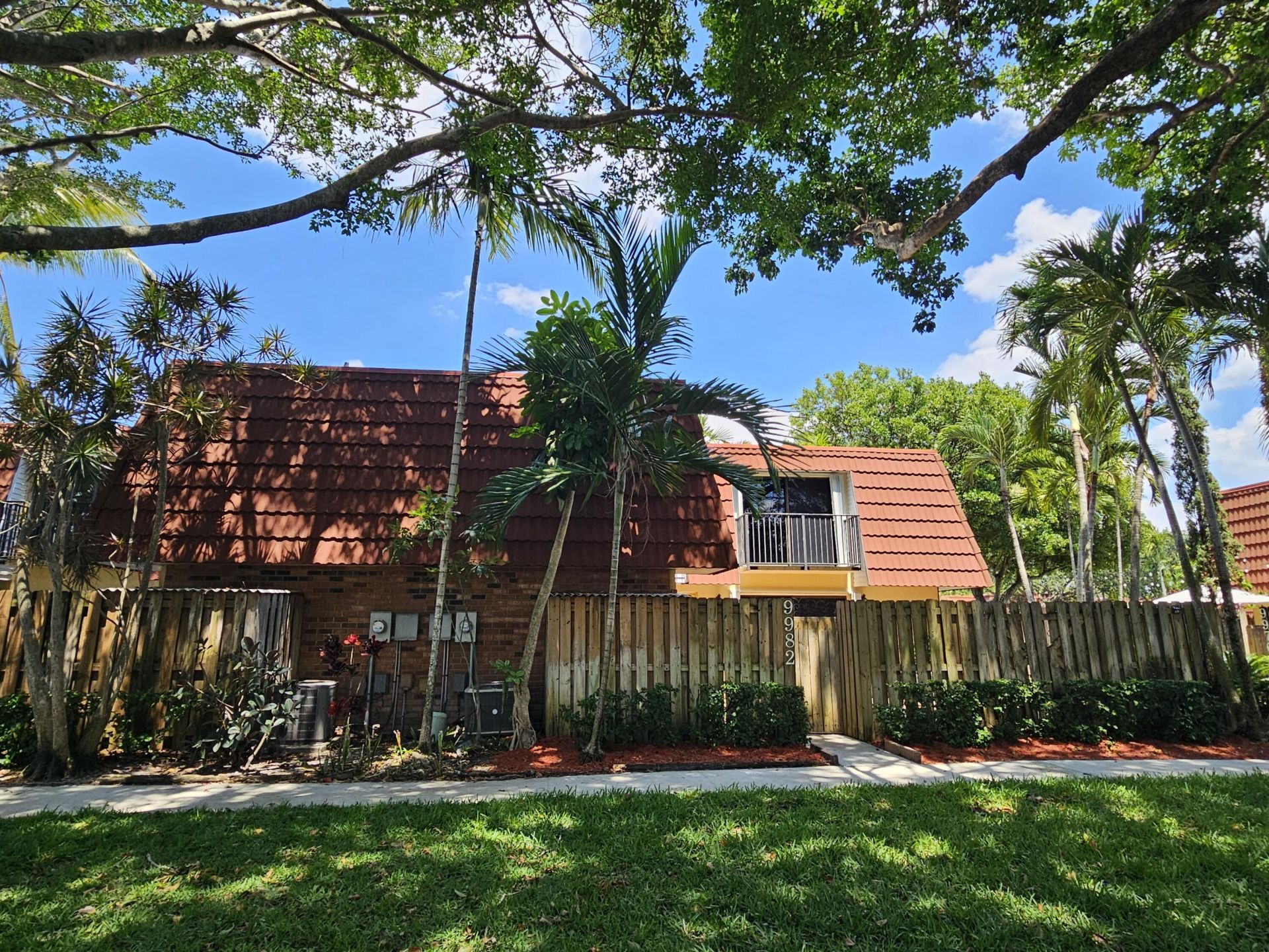 9982 NW 6th Court, Plantation, FL 33324 Photo
