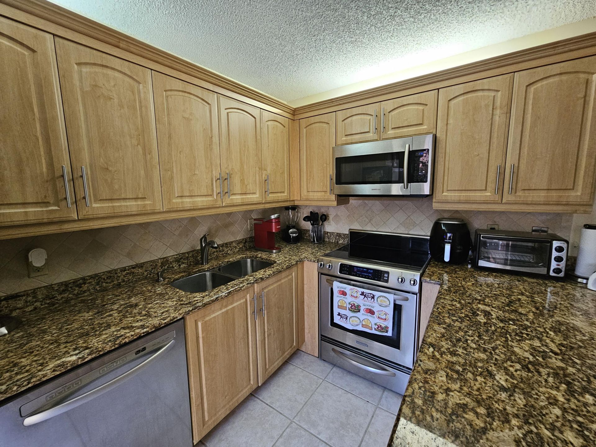 9982 NW 6th Court, Plantation, FL 33324 Photo