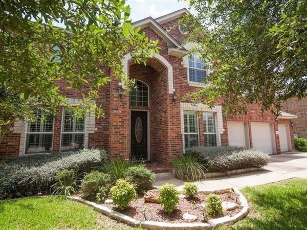 3815 Lagoona DR, Round Rock, TX 78681