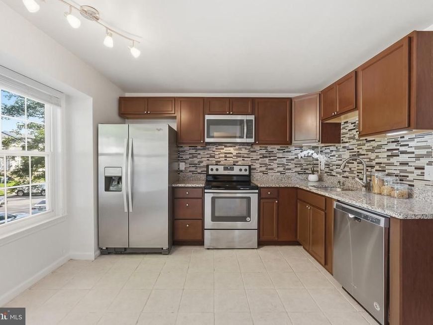 1704 W Bancroft Lane, Crofton, MD 21114 Main Photo