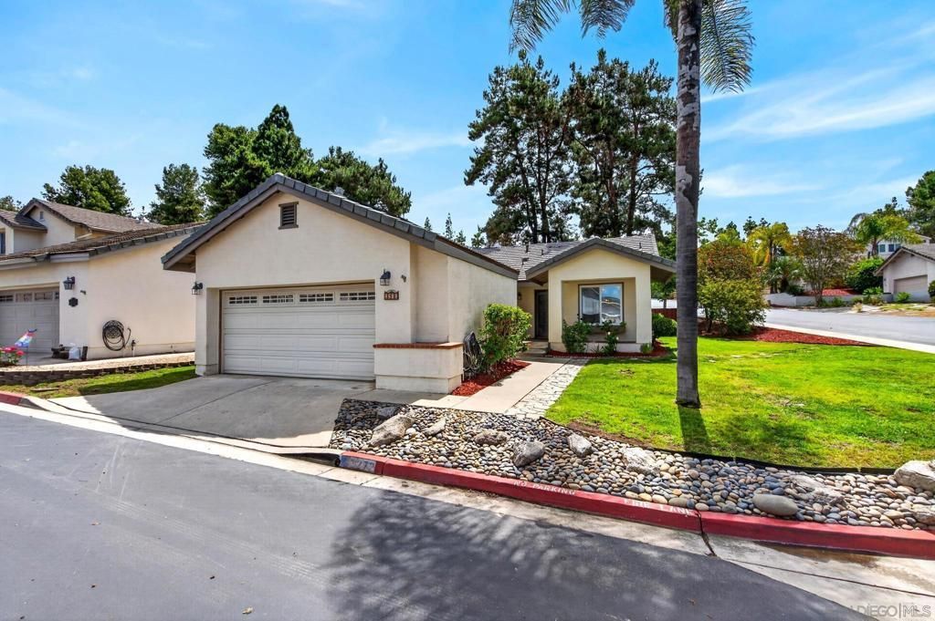1272 Lancer Glen, Escondido, CA 92029 Main Photo